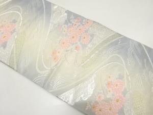 霞取りに菊・古典柄模様織り出し　袋帯